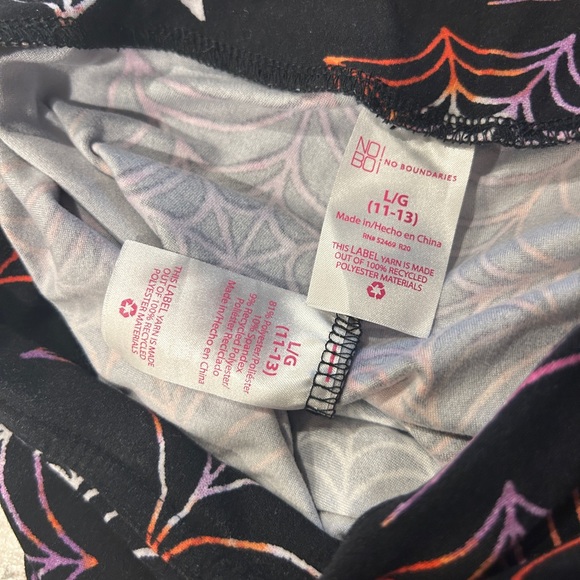 No boundaries leggings Halloween Large - Picture 2 of 7